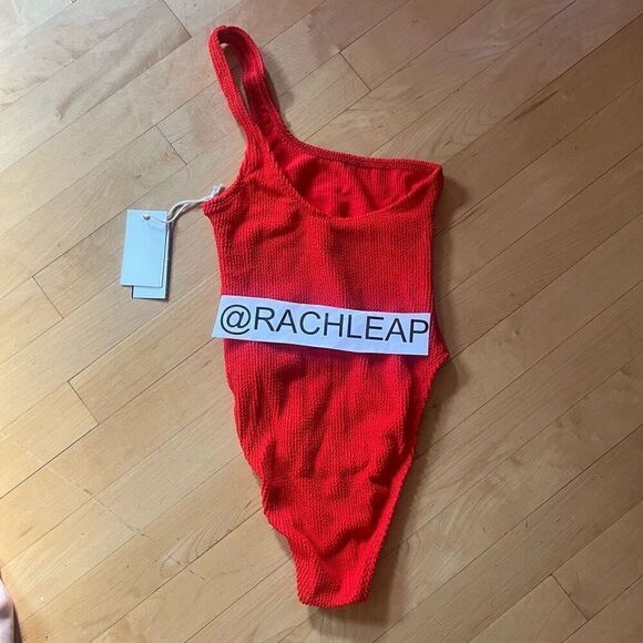 $130 Leilani Halter Neck One-Piece Swimsuit size 0 - Picture 5 of 7